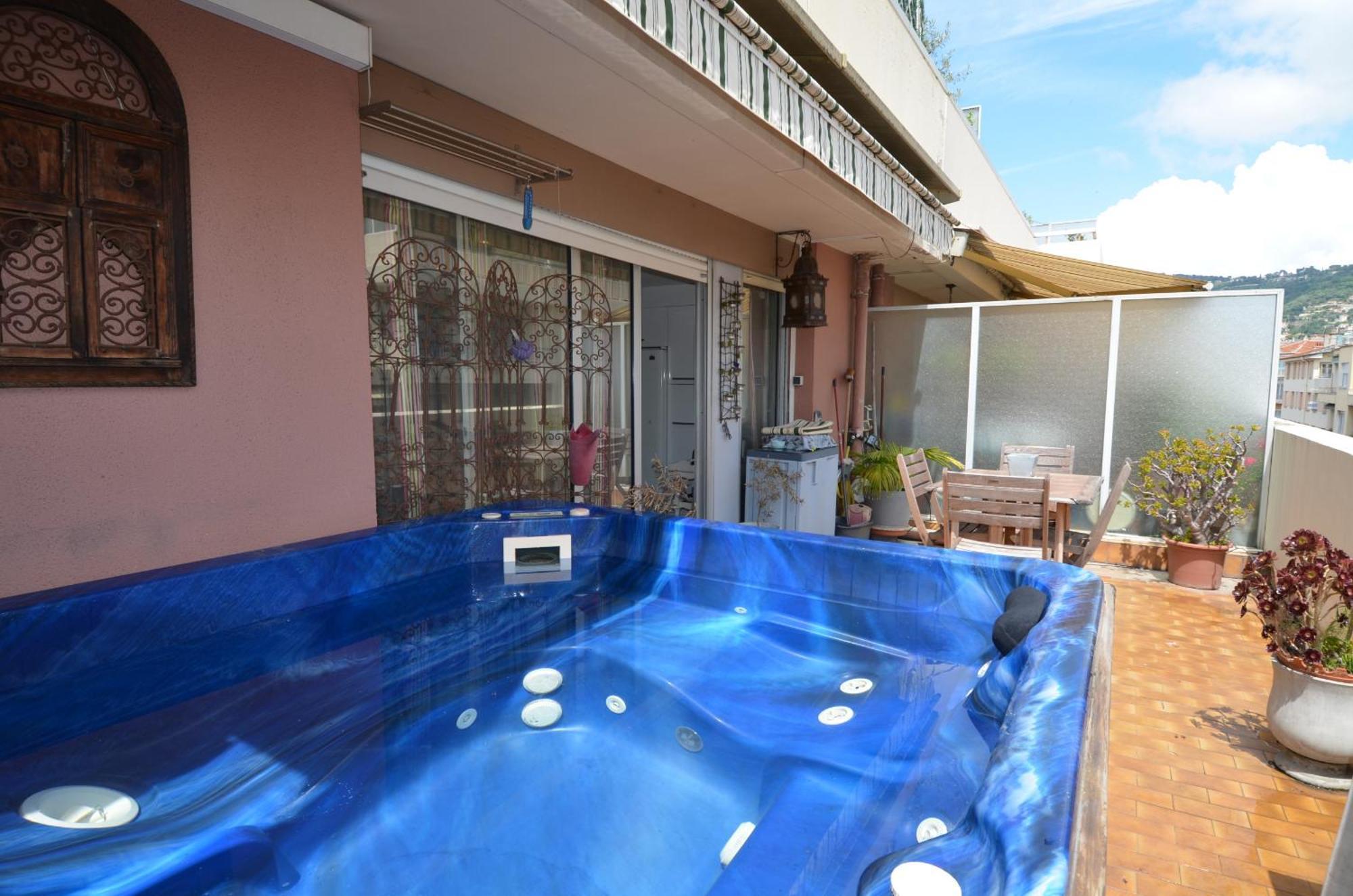 Siena - Appartement 6 Personnes Avec Terrasse Et Jacuzzi Plein Coeur Centre-Ville Quartier Du Port De Nice Bagian luar foto